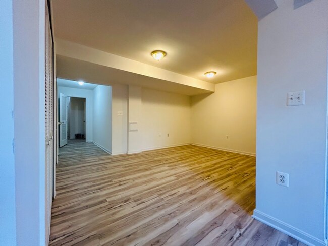 Building Photo - 506 Sparkleberry Terrace NE