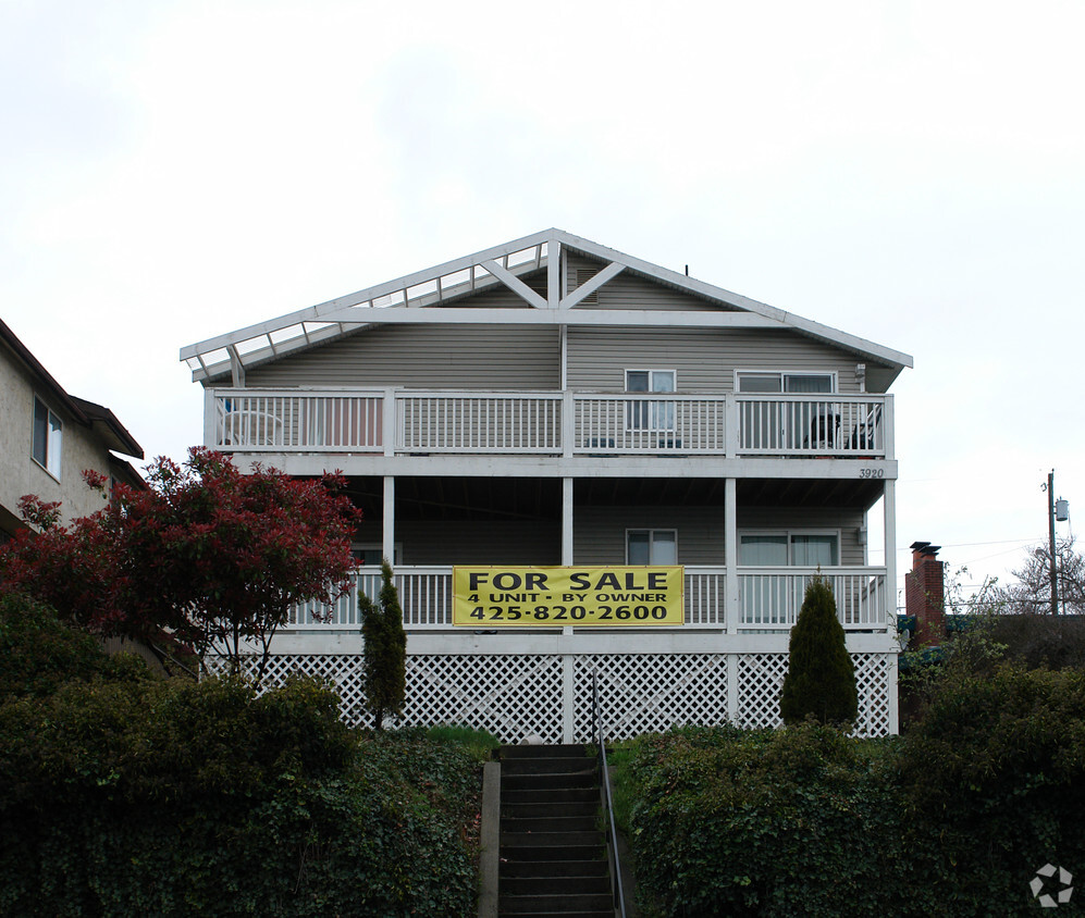 Primary Photo - 3920 Rucker Ave