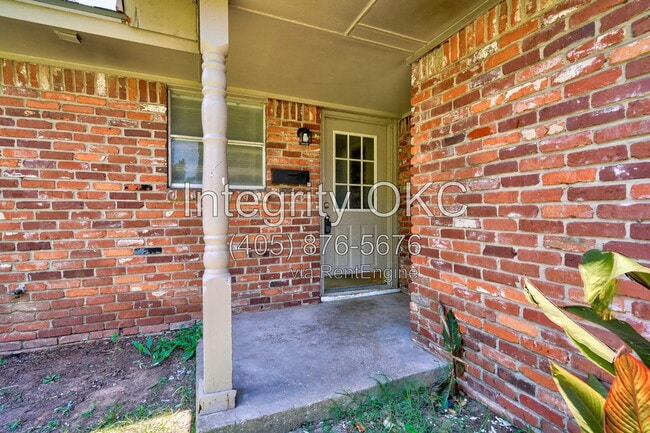 Building Photo - 977 Barkley Cir