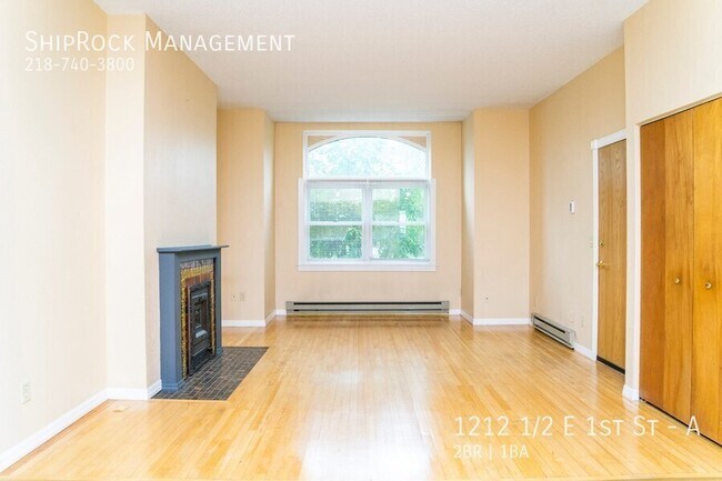 Foto del edificio - 1212 1/2 E 1st St-A