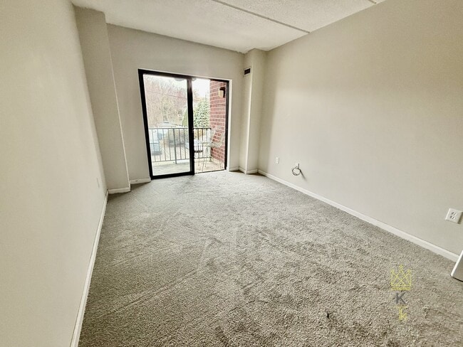 Building Photo - 14 Heron St