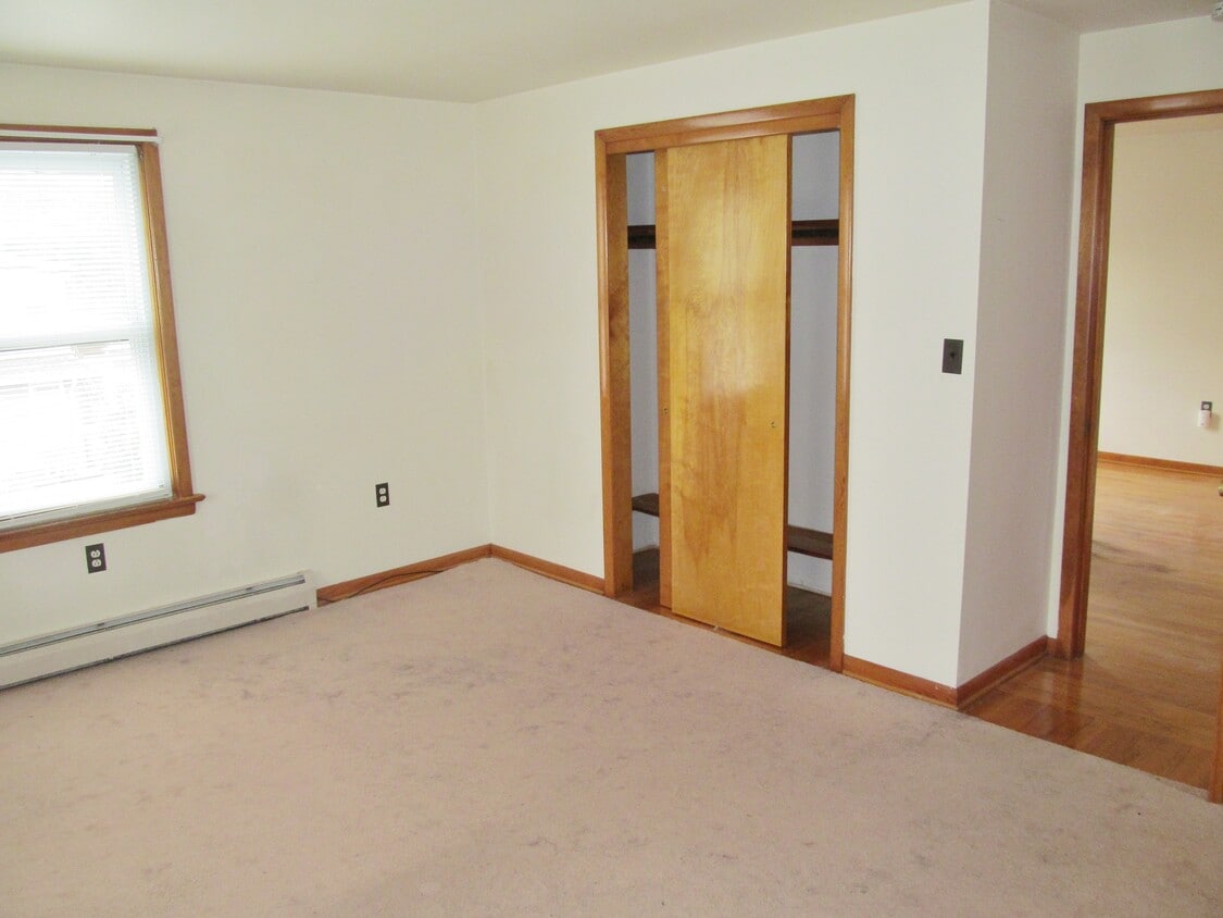 14 Gaston Ave Unit F, Raritan, NJ 08869 Apartments in Raritan, NJ