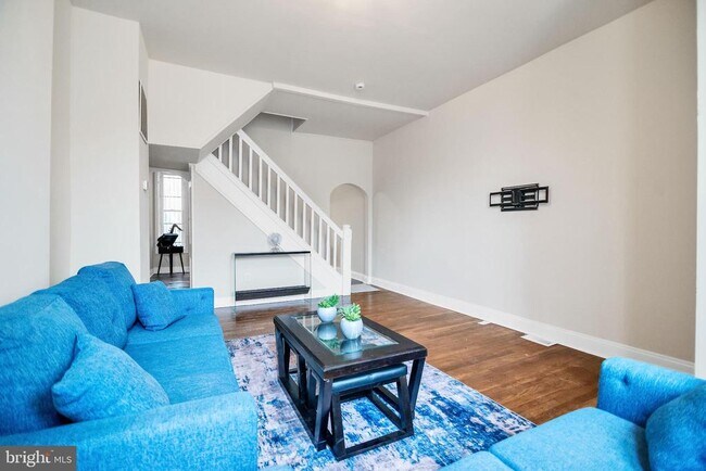 Foto del edificio - 2214 Wilkens Ave