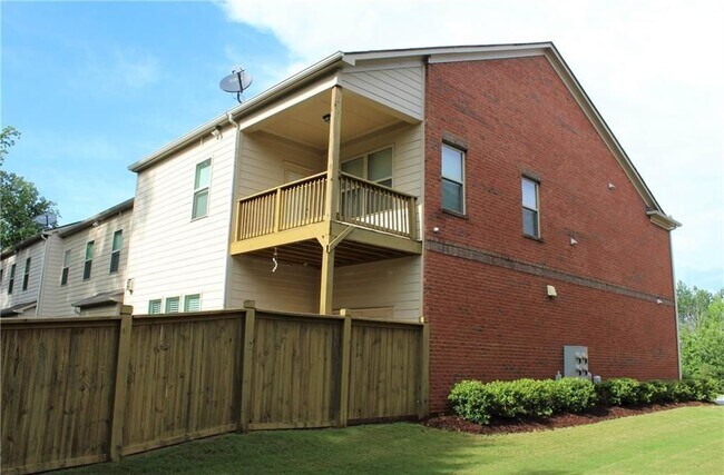 Foto del edificio - 2503 Norwood Dr SE