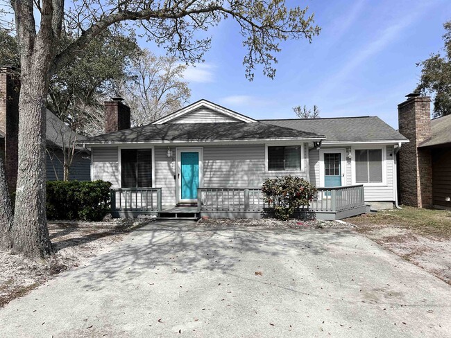 Foto del edificio - 6536 Valene Ct