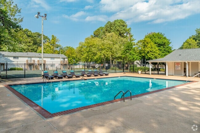 Building Photo - 3135 Kenridge Pkwy