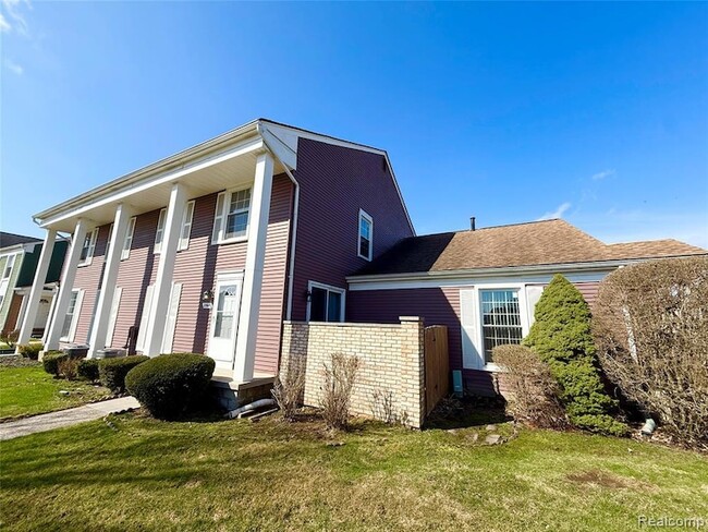 Photo - 23647 Stonehenge Blvd Apartment