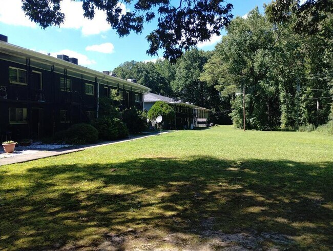 Foto del edificio - 609 Allen Dr