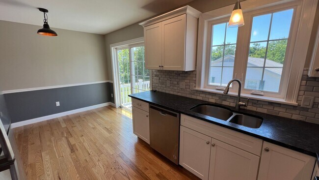 Foto del edificio - LO-4-6 Ash St