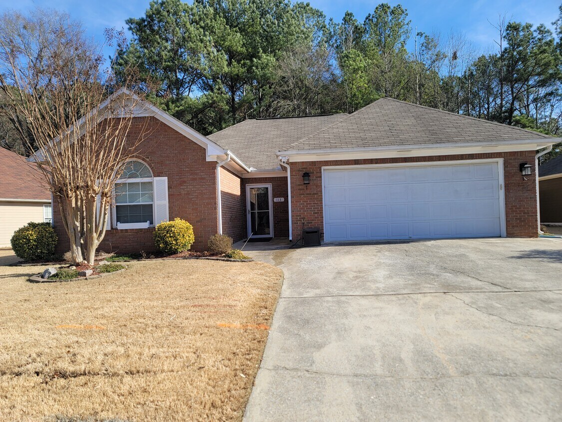 113 Lake Ter, Alabaster, AL 35007 House Rental in Alabaster, AL