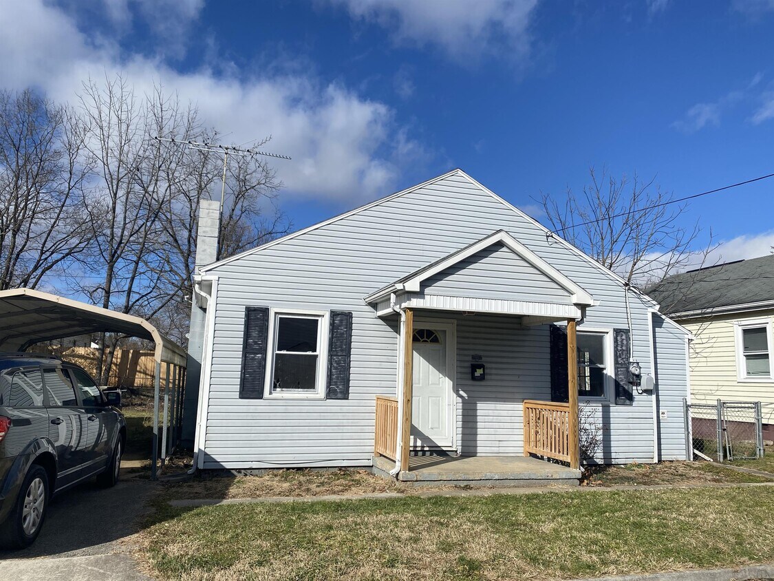 805 10th St, Radford, VA 24141 House Rental in Radford, VA