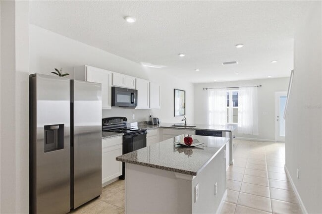 Building Photo - 4740 Old Blush St