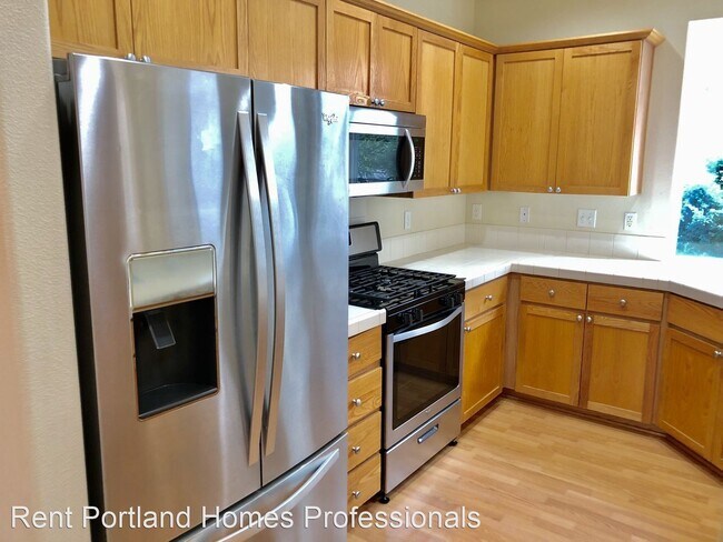 Foto del edificio - 3 br, 2.5 bath House - 1081 SE Leander Street