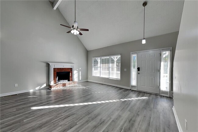 Foto del edificio - 295 Johnston's Dr