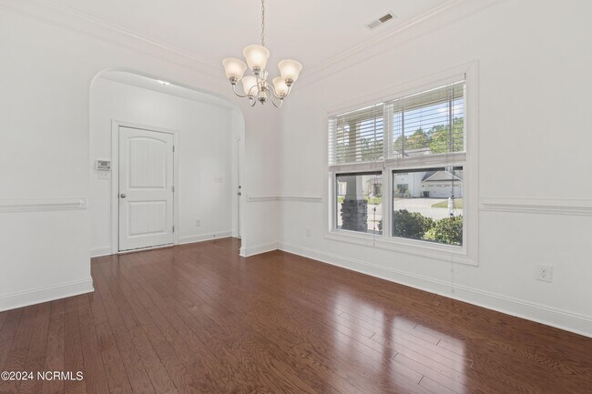 Foto del edificio - 262 Merin Height Rd