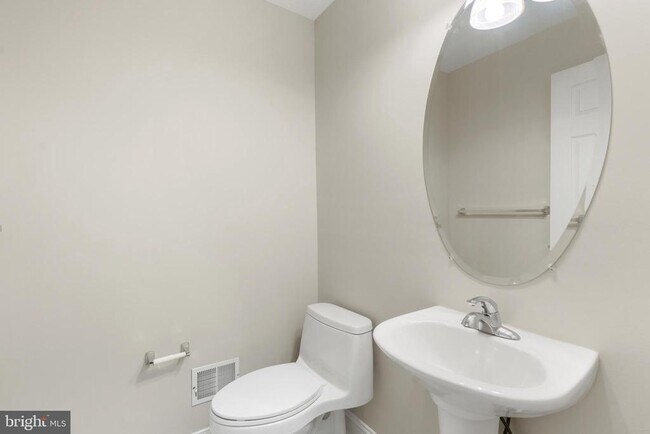 Foto del edificio - 42982 Mill Race Terrace