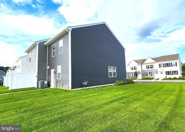 Foto del edificio - 10949 Farmerfield St
