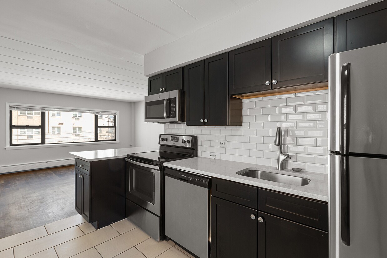 Foto del edificio - 6007 N Kenmore Ave