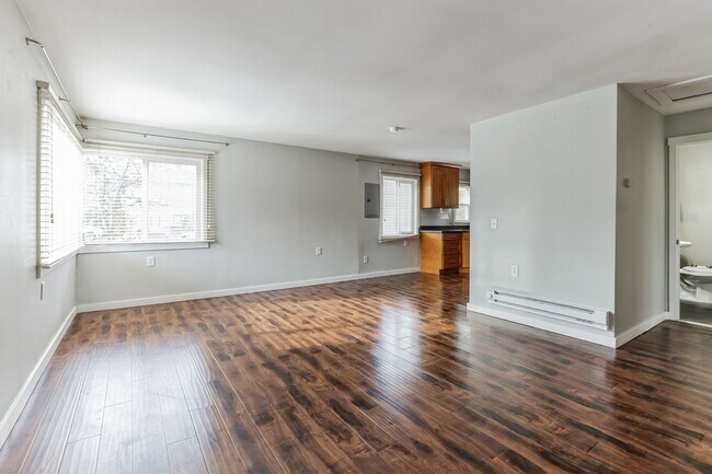 Foto del edificio - 10827 10th Ave SW