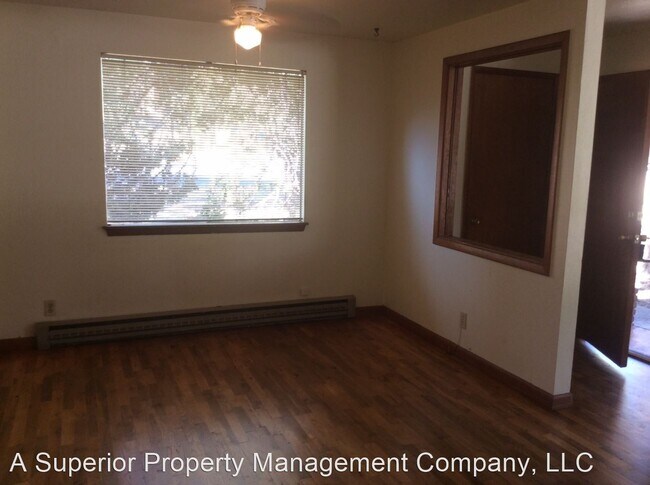 Building Photo - 2 br, 1 bath House - 1007 NE Bear Creek Rd.