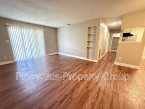 Building Photo - 500 N Crow Rd