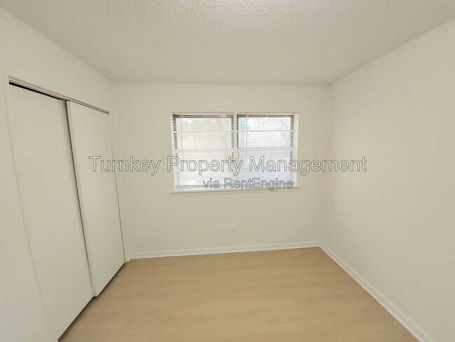 Foto del edificio - 4206 Zion St
