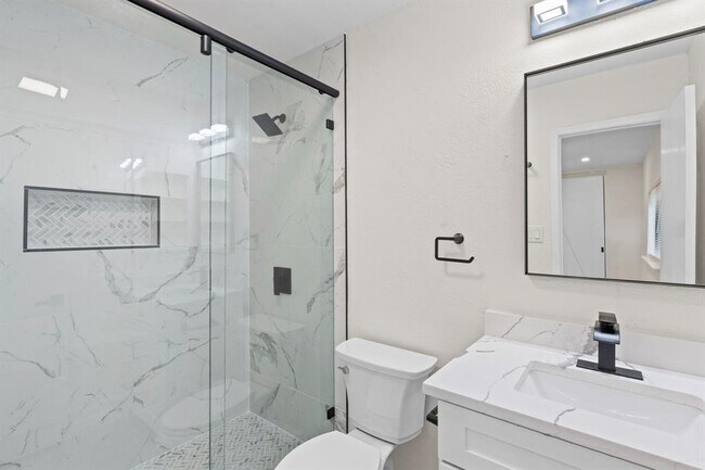 Foto del edificio - 2508 Dovemeadow Dr