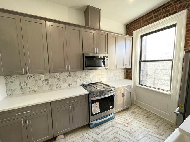 Foto del edificio - 569 Jersey Ave
