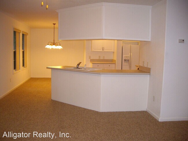 Building Photo - 3 br, 2 bath House - 1940 NW 7th Place