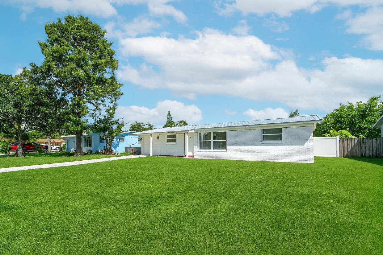 Primary Photo - 5821 Urdea Rd