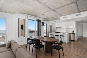 Building Photo - Zenith Condo Apartments - Ville-Marie