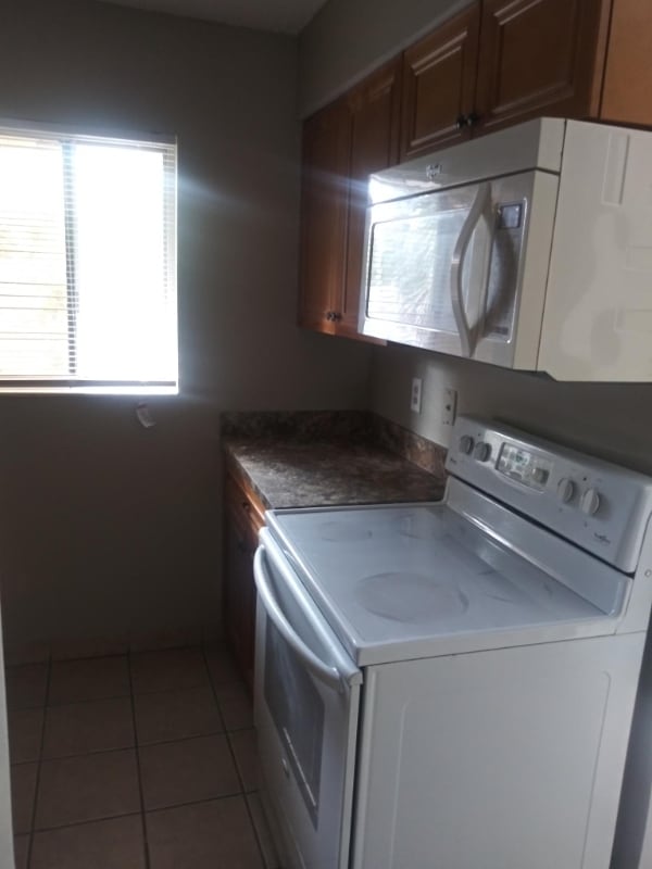 Photo - 111 Caribbean St Apartment