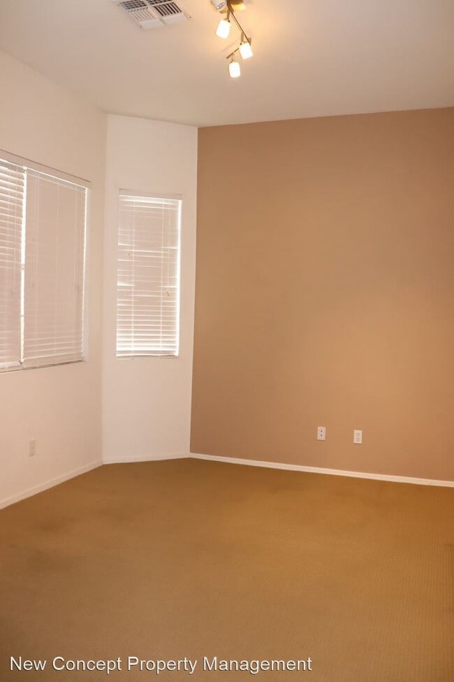 Building Photo - 3 br, 2 bath House - 7613 E Via Los Arbustos