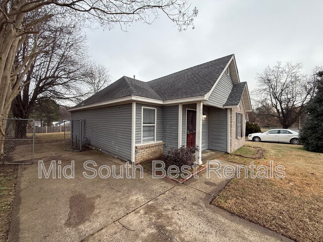 Building Photo - 2874 St Elmo Ave