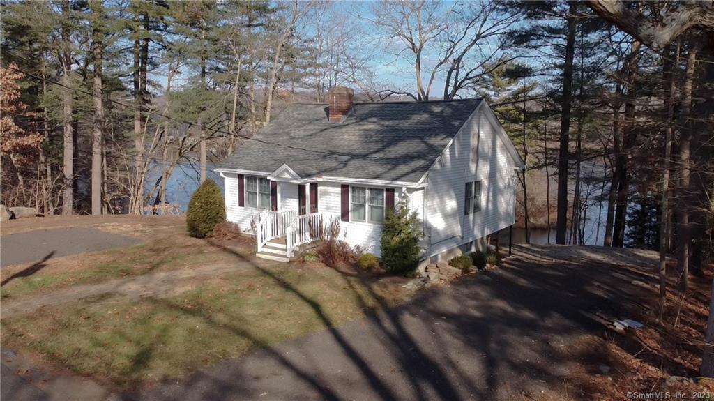 Primary Photo - 100 Pine Lake Dr