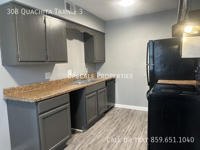 Building Photo - 308 Quachita Trail
