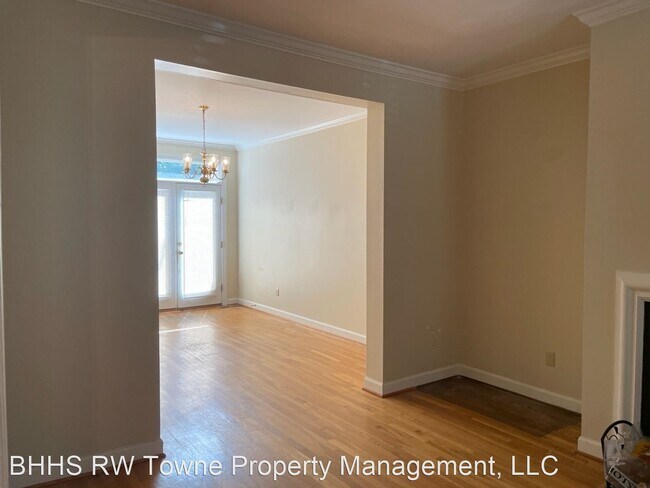 Foto del edificio - 3 br, 2.5 bath House - 423 W. Princess Ann...