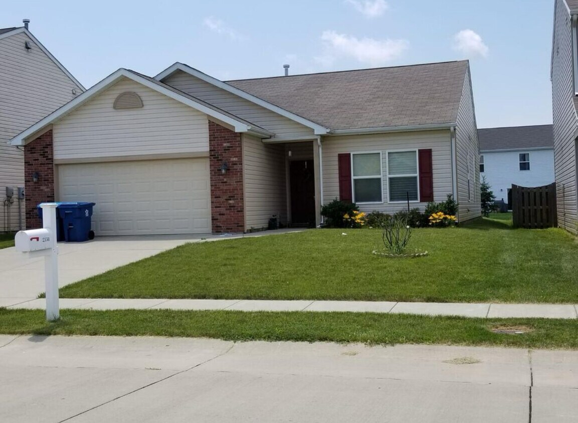 Primary Photo - 2338 Maxwell Dr