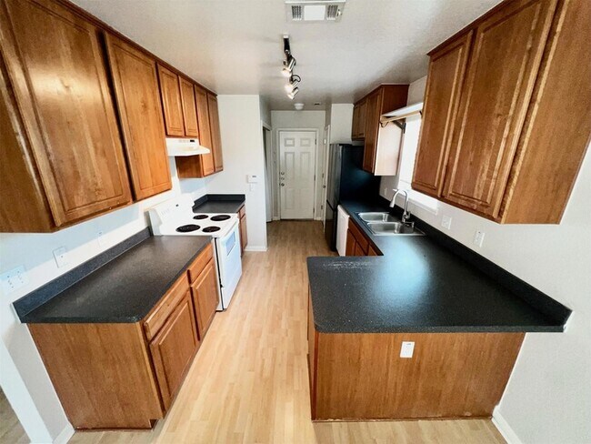 Foto del edificio - 803 Sable Trail Ct