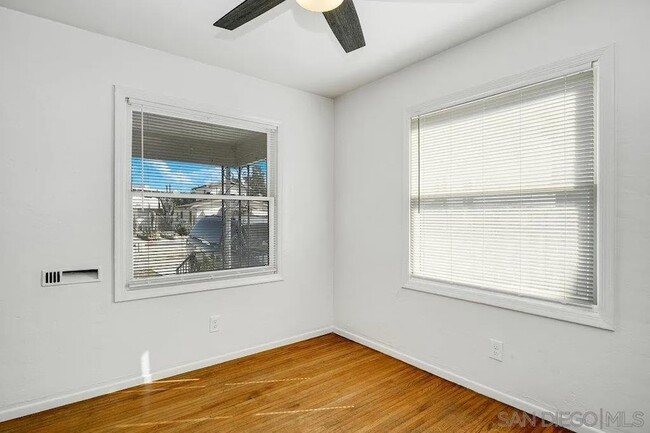 Foto del edificio - 4518 52nd St