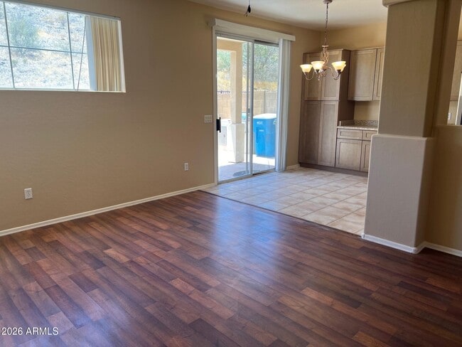 Building Photo - 45 W Mountain Sage Dr