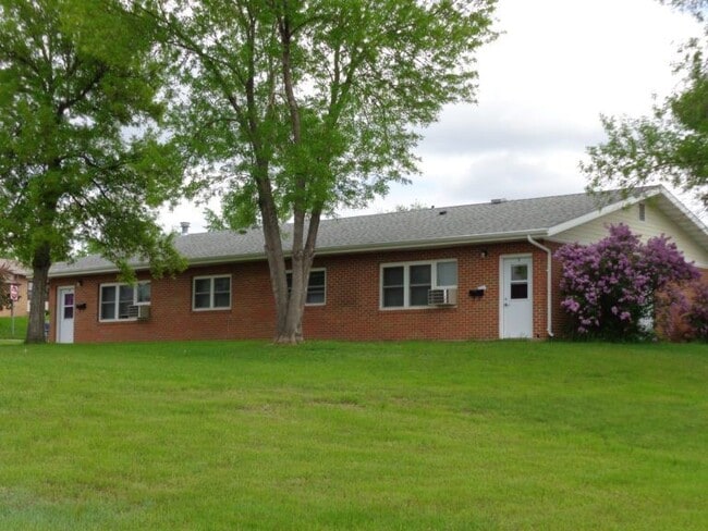 Building Photo - 1043 Enterprise Ave