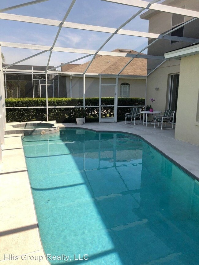 Building Photo - 5 br, 3.5 bath House - 840 Lake Biscayne Way