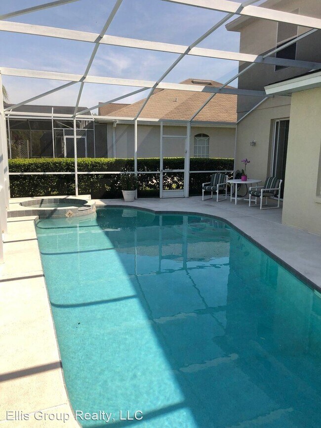 Foto del edificio - 5 br, 3.5 bath House - 840 Lake Biscayne Way