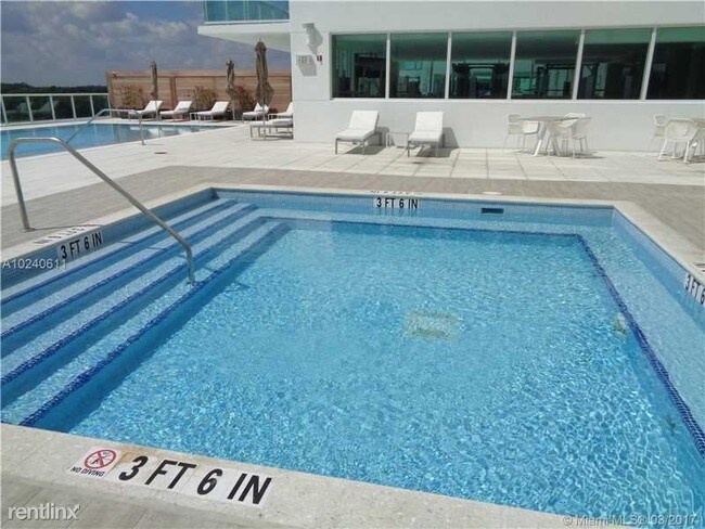 Building Photo - 400 Sunny Isles Blvd