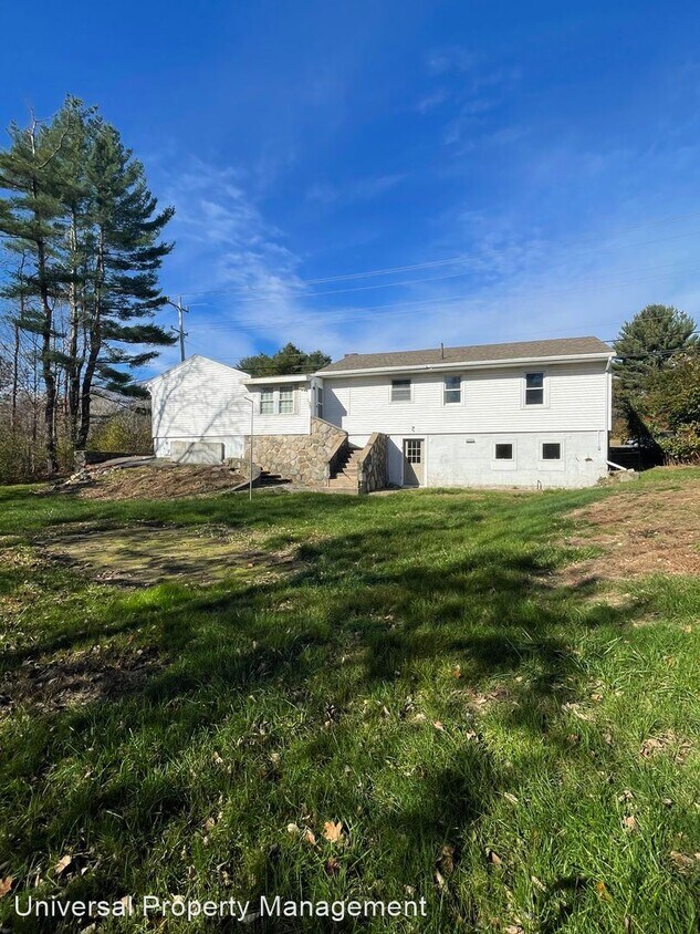 Foto principal - 3 br, 2 bath House - 737 Rt. 1