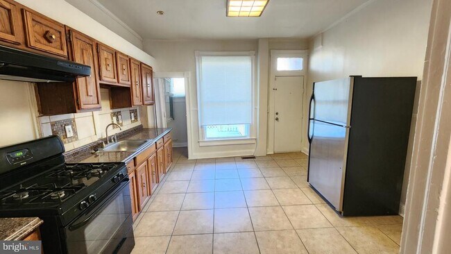 Foto del edificio - 3216 W Belvedere Ave