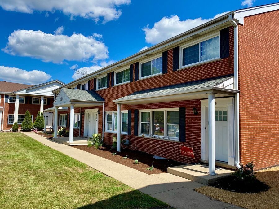 Primary Photo - 3025 Lynn Ct