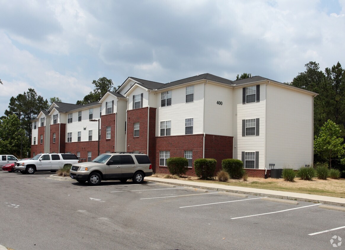 Hallmark at Timberlake Apartments Apartments 1000 Hallmark Dr Goose