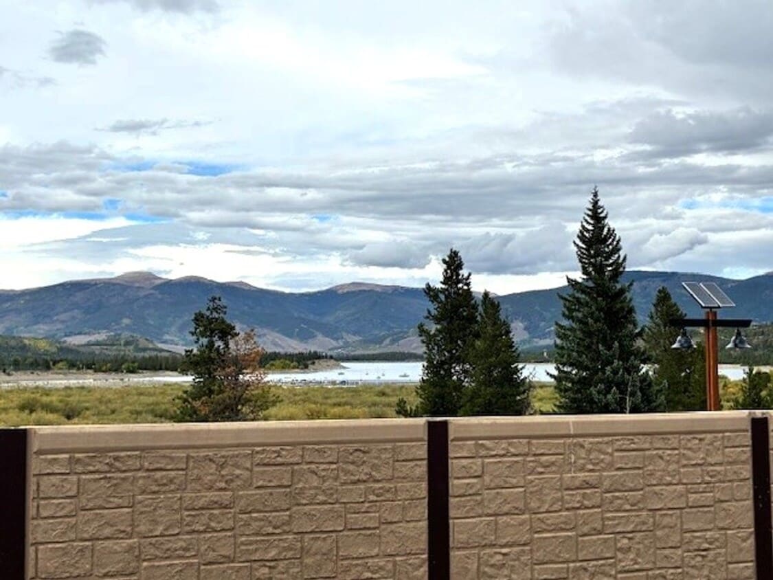Primary Photo - Winter Seasonal Rental- Frisco Bay Townhom...